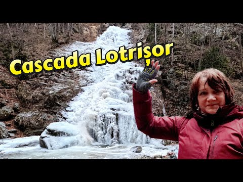Easy hike to Lotrișor Waterfall (Vâlcea) | Short and accessible route 🌿