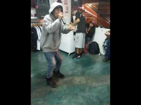 Batallas de Freestyle : Blunt VS Mandril VS Jodics , Style Urban