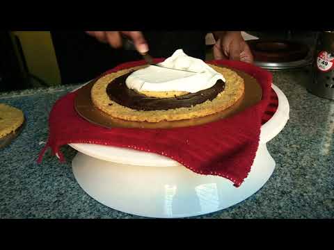 KitKat Cake | Checkerboard