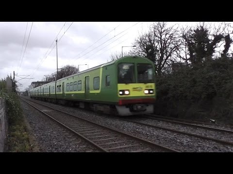 Dart Train number 8615 - Sandymount, Northbound