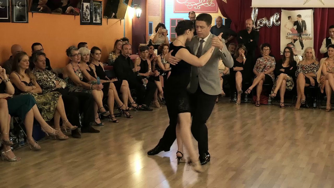 Video thumbnail for Claudio Forte e Barbara Carpino - Mensaje