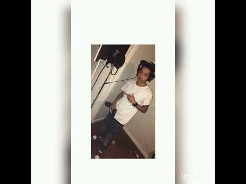 Un Poco De Mi   = Omyl👻 Ft Joker🤡