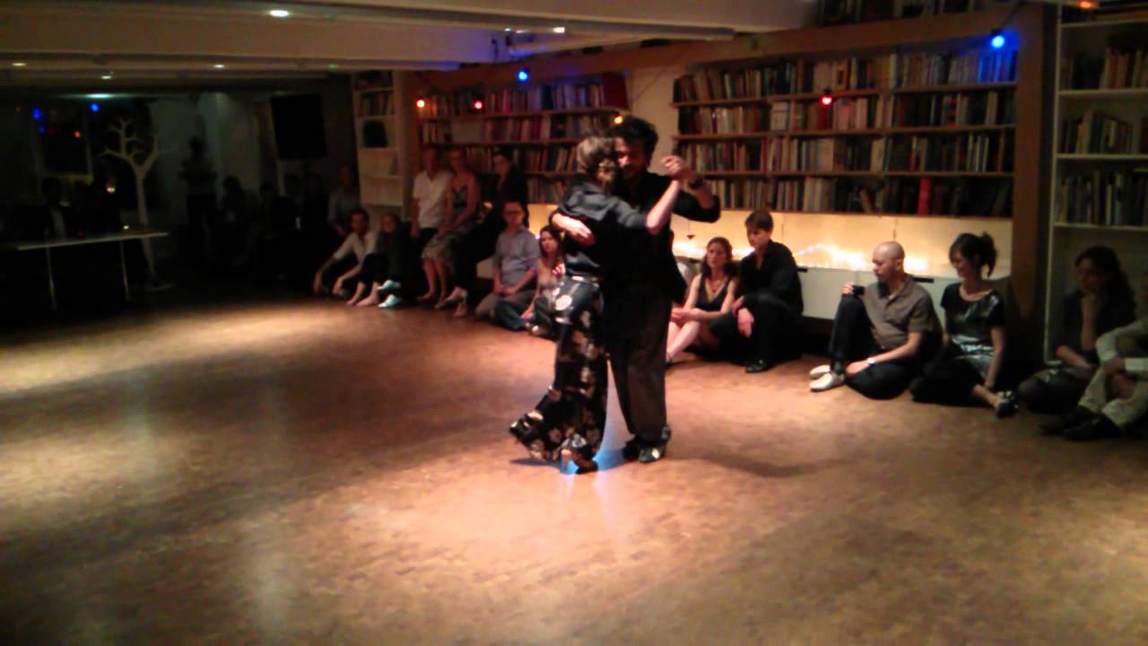 Cecilia Garcia & Serka Gokcesu Oslo Tango june 2013 (2)