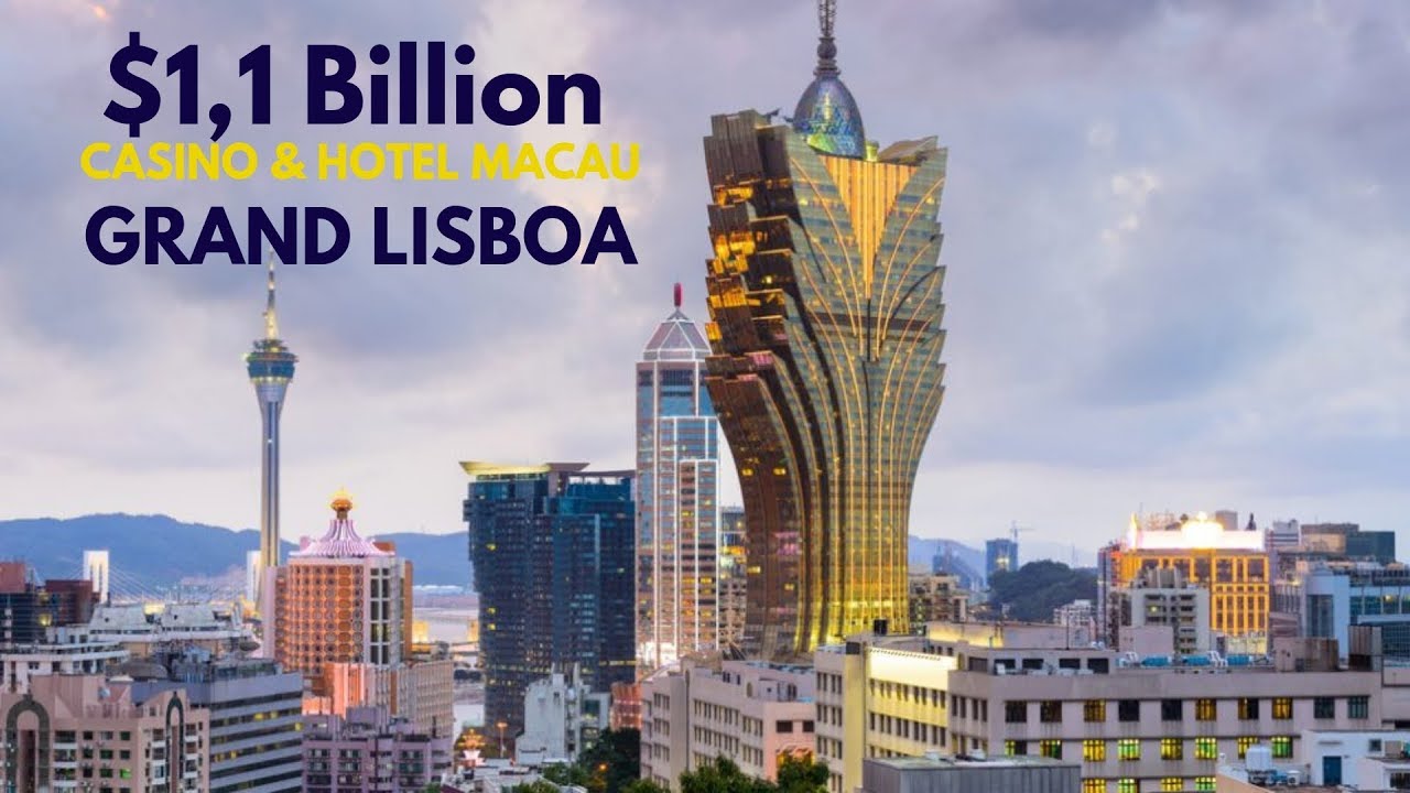 See the bright lights, games, and excitement of Casino Lisboa