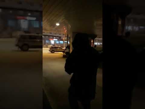 Водитель мусоровоза врезался в припаркованное авто на ул. Ойунского Водитель мусоровоза врезался в припаркованное авто на ул. Ойунского