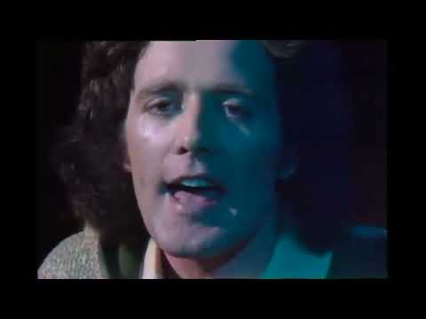 Gilbert O'Sullivan - Can't Get Enough Of You (live TV 1975)
