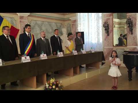 IMNUL ROMÂNIEI - Cantat de o fetita minunata Alice Ghile