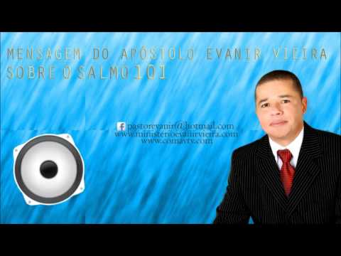 Pastor Evanir Vieira teaching Psalm 101.