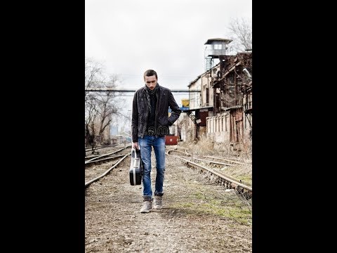 MEJOR QUEDO SOLO..  FARID ORTIZ Y JADER DURAN.