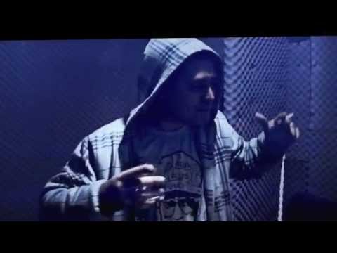 Yani MC - Песента ми те търси (Official Video 2014)
