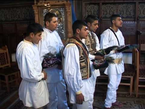 Ucea de Sus.Cetele de Feciori si Irozi 2012