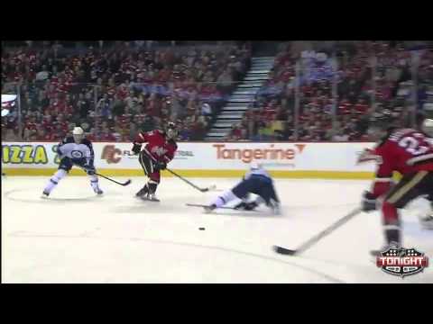 Winnipeg Jets at Calgary Flames   04\11\2014
