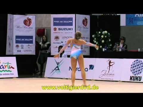 Valentine 2011 - 1996 Ball - 06 - Emilie Holte