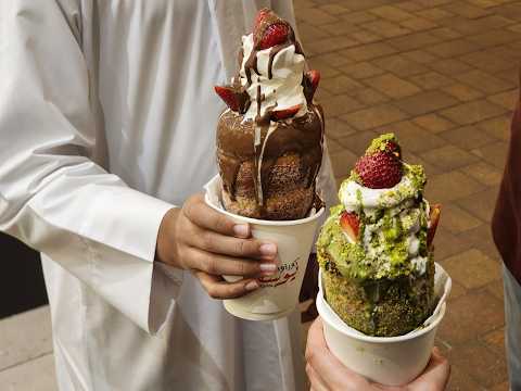 Kuwait’s Viral & Famous Dessert | Yousef Kurtos at Avenues Mall | Kurtos Love Dips 👀🔥