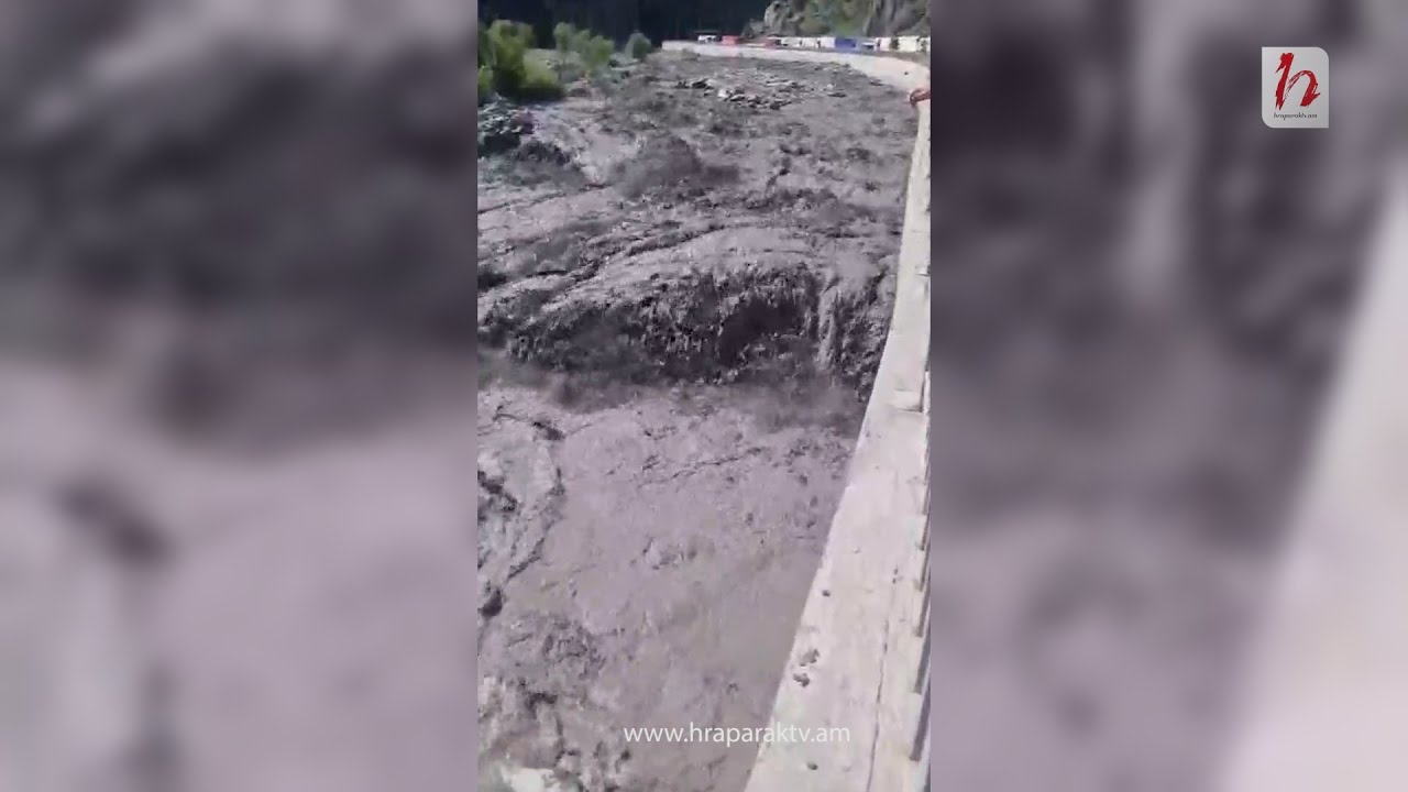 Վրաստանում ձնահյուսի պատճառով Վերին Լարսը փակ է բոլոր տեսակի տրանսպորտի համար