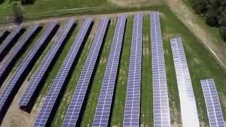 preview picture of video 'SolAerial - Chester Solar Farm North Field'