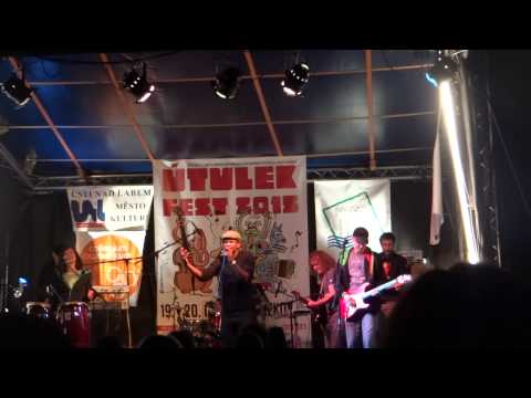 Švihadlo - Švihadlo & Yannick Tevi -  Three Little Birds //Bob Marley//