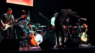 Pablo Und Destruktion &quot;Por cada rayo que cae&quot; - Teatro Lara