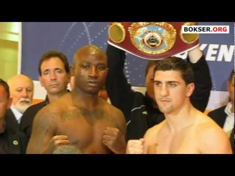 Marco Huck - Ola Afolabi II - weigh-in (Erfurt, 4.05.2012)
