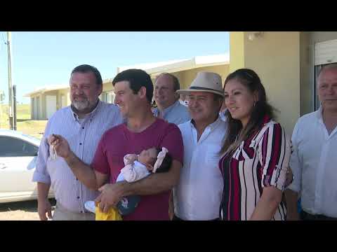 Imágenes de inauguración de viviendas en Centenario, Durazno
