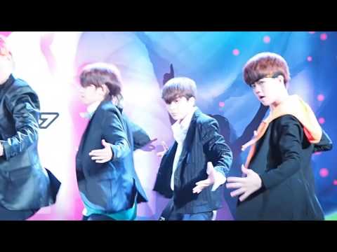 170527 [FOCUS ZAIIZAIIX] ITEMx Cover K-Pop @Siam Square One