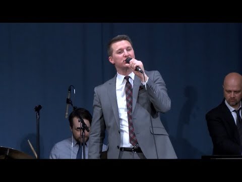 Gájer Bálint és zenekarának újévköszöntő koncertje Hévízen