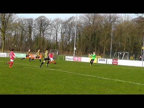 Eerste helft SCH'44 JO12-1 - DOVO JO12-1