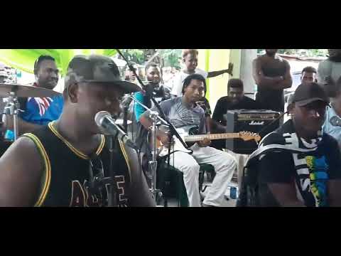 Da BlackWine Band   Wakabaoti Live Cover