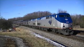 preview picture of video 'Amtrak at Agency, Iowa on January 13, 2014'