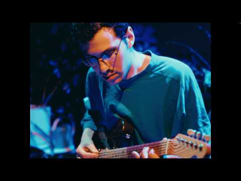 Gregory Uhlmann – “Lucia” (Live at Hologram Electronics)