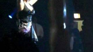 Ivy Queen singing Sentimiento part 1