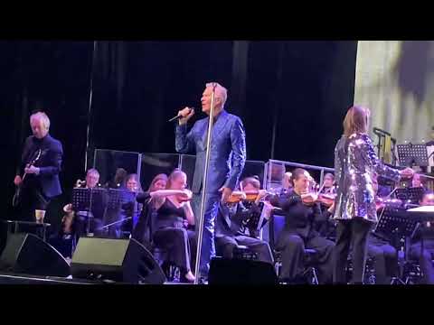 ABC - The look of love. Martin Fry live in Glasgow oct25. @ABCMartinFryOfficial #abc #concert 