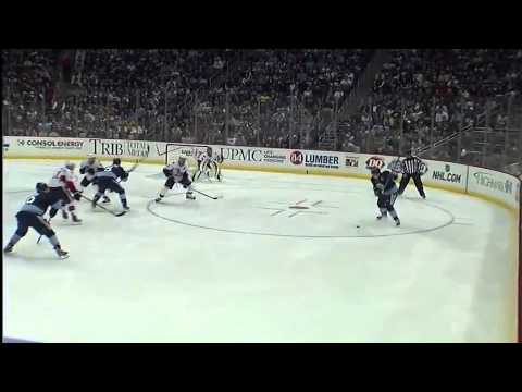 Crosby's Dish to Kunitz to Tie the Game (Pens-Sens 11.25.11)