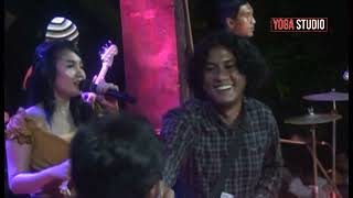 Download lagu Buih Jadi Permadani / voc. Elsa Pamela /Rezalia live Mangunsaren mp3