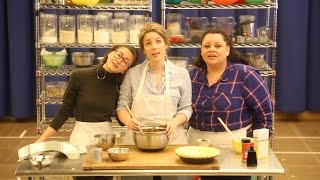 Jessie Mueller, Kimiko Glenn and Keala Settle Sing &quot;Soft Place to Land&quot; from WAITRESS