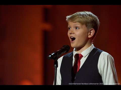 Laudate Dominum (Mozart) | boy soprano Aksel Rykkvin (13 years)