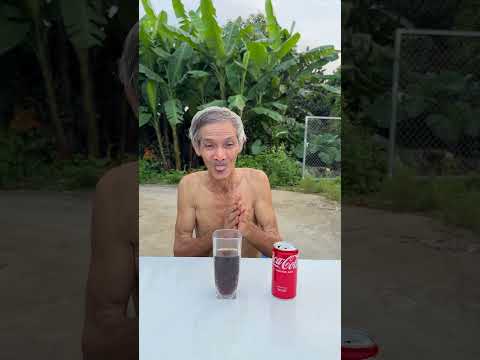 Thử thách Coca-Cola vui nhộn cùng Ông Nội🥤😂#shorts
