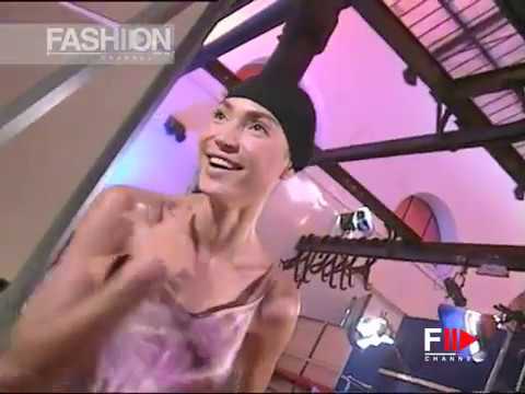 FAUSTO SARLI Haute Couture Fall 2003 2004 - Fashion Channel