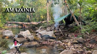 Dias de PESCA e ACAMPAMENTO próximo a uma GRUTA de pedras SAPOS,MORCEGOS,AVES, MACACO e muito PEIXE!