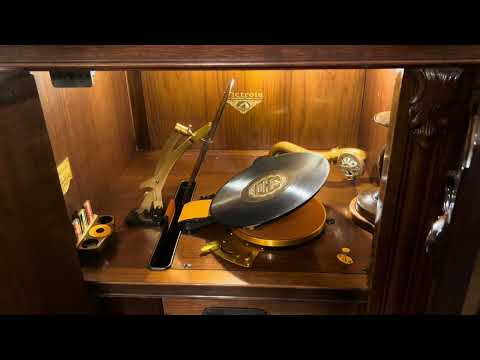 1927 Victor 10-50X Orthophonic Victrola, Victor Talking Machine Co. Automatic Record Changer