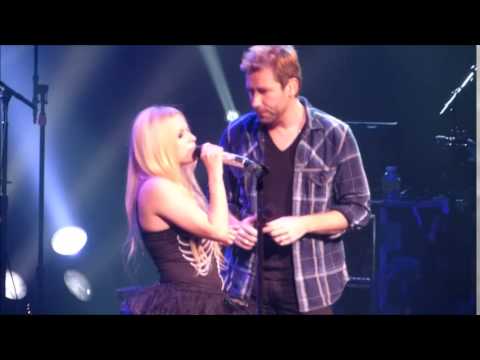Let Me Go Avril Lavigne feat Chad Kroeger at Foxwoods Casino Resort