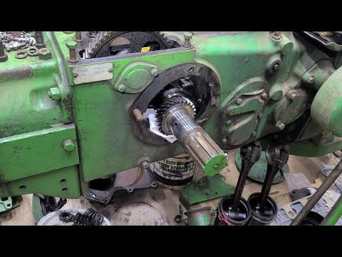 1939 John Deere A Part 4 Crankshaft Removal - Restoration Series