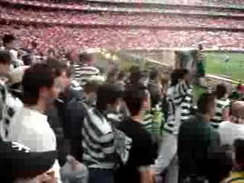 Invasão à Lixeira - Juve Leo na curva a mandar