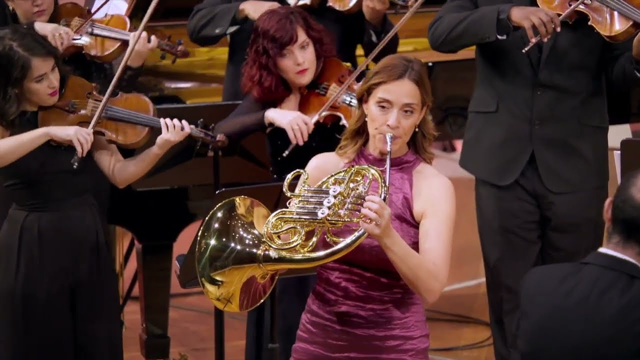 Sarah Willis — Mozart Horn Concerto No. 3, K. 447, II