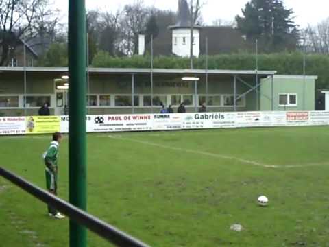 Schroevers Moorsel - VJ Baardegem 28.02.2010, 2 -0  Eerste helft