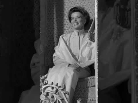 Katharine Hepburn's ICONIC entrance #katharinehepburn #academyawards #suddenlylastsummer