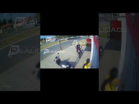 Chegada do suspeito de tentar ma:tar a ex em Poço Branco/RN