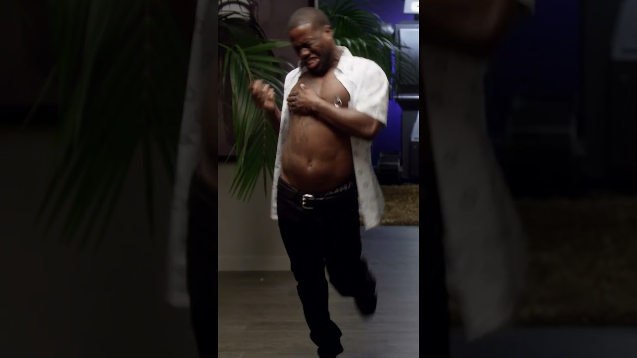 Y’all seen a nipple rollin’ around somewhere? 😫 @LOL_Throwbacks
