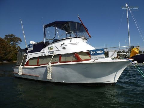 Cheoy Lee 30 Flybridge Cruiser - Walkthrough