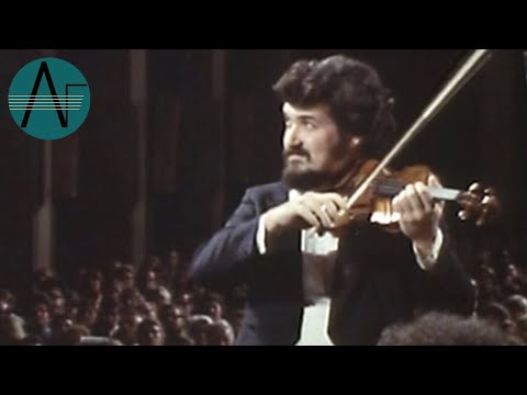 Mozart by Pinchas Zukerman, 1973